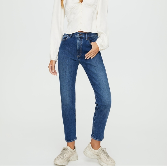 Aritzia Denim - Sunday Best Cora high rise slim jeans size 6